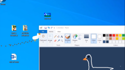 Desktop Goose